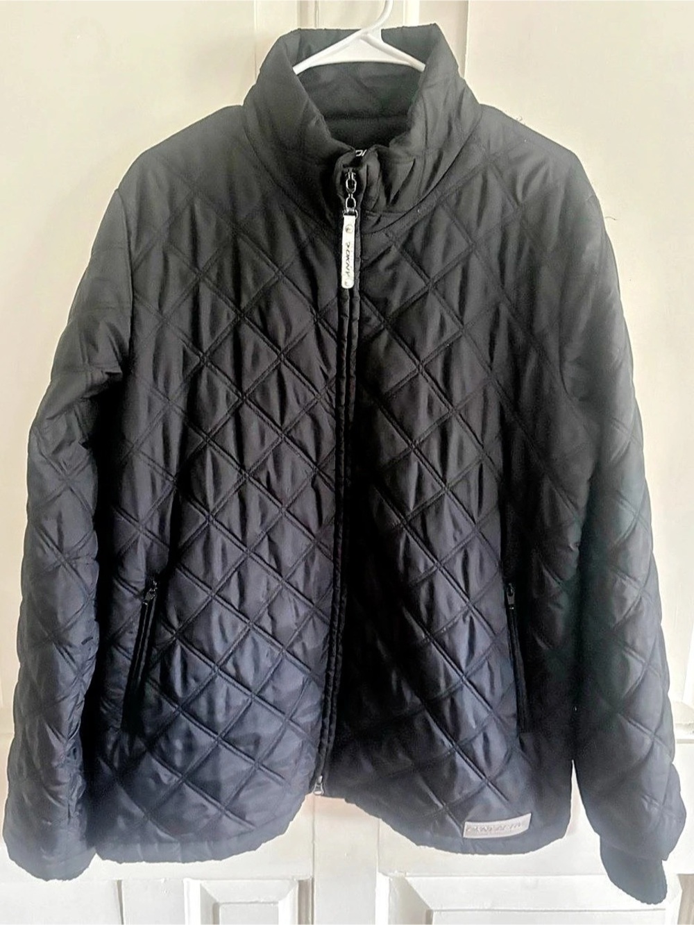 DKNY Active Women’s Medium Black Diamond Quilted Jacket Full Zip Stand Collar Z